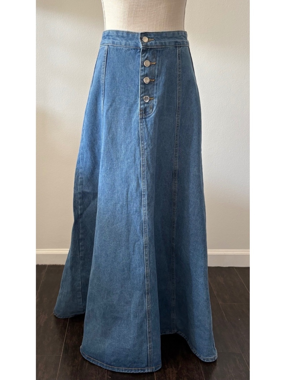Vintage Style Long Denim Skirt with Button Closure Size S